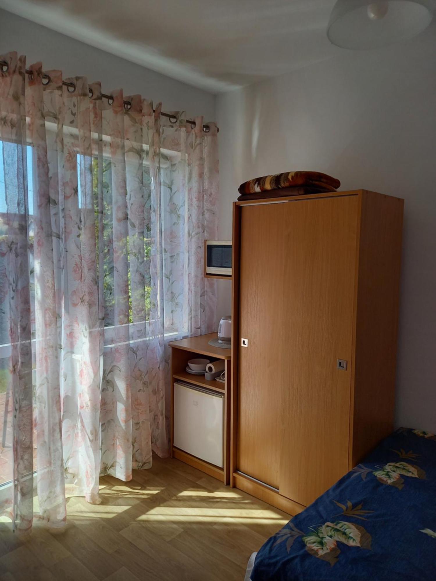 Pokoje Goscinne U Teresy Mrzeżyno Exteriér fotografie