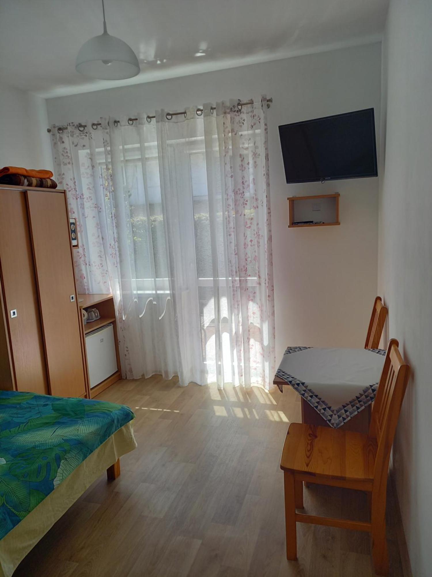 Pokoje Goscinne U Teresy Mrzeżyno Exteriér fotografie